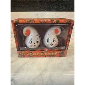 Johanna Parker Transpac Halloween Ghost Salt and Pepper Shaker Set Vintage Style